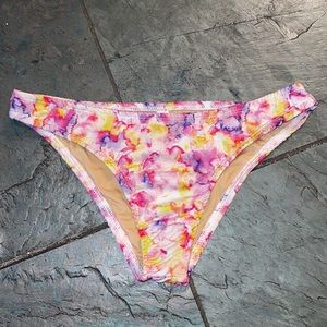 Morena cheekini bikini bottoms. Mid coverage. Handmade in Costa Rica. S